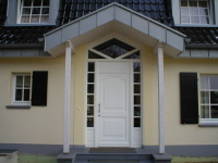 Haustür im Gesamtkonzept für den Eingangsbereich 